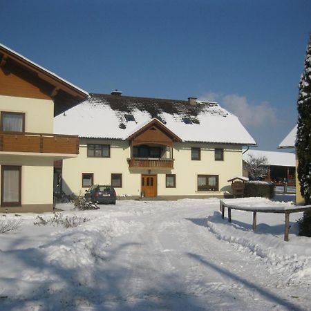 Familienparadies Zeislerhof Villa Glanegg  ภายนอก รูปภาพ